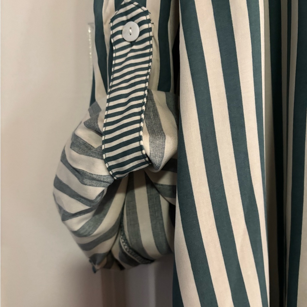NWT Jane & Delaney Striped Green and White Women's Top, size 2X - Picture 5 of 8